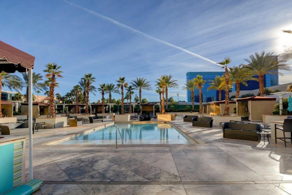 Mgm Signature-24-709 Strip View Jacuzzi Studio Las Vegas Eksteriør billede