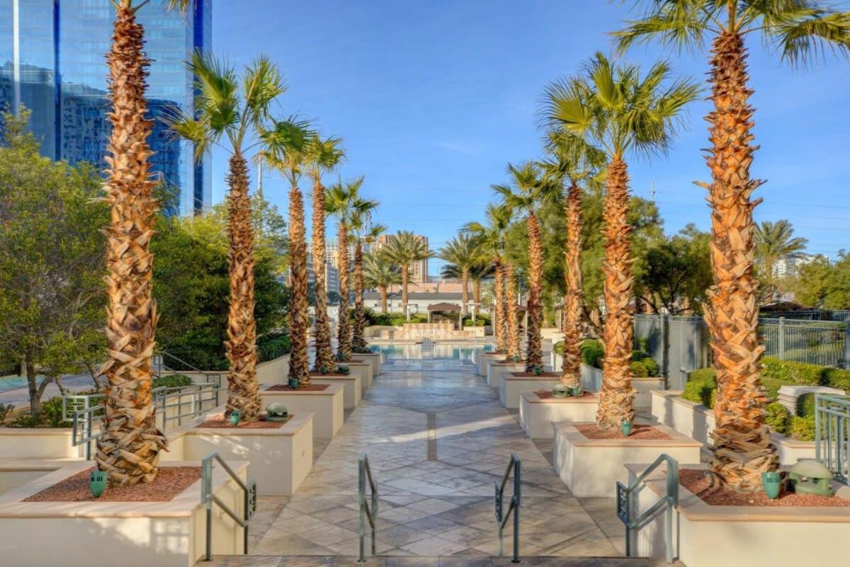 Mgm Signature-24-709 Strip View Jacuzzi Studio Las Vegas Eksteriør billede